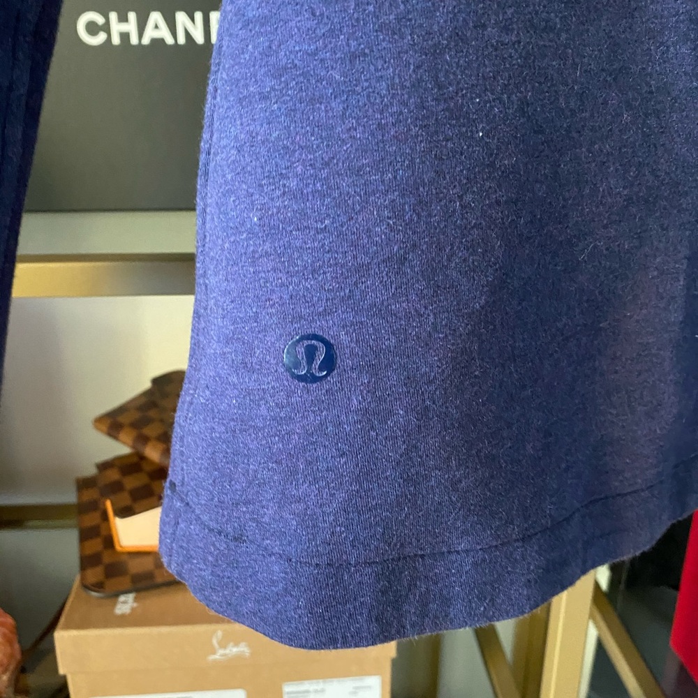 Lululemon jacket - Picture 3 of 4